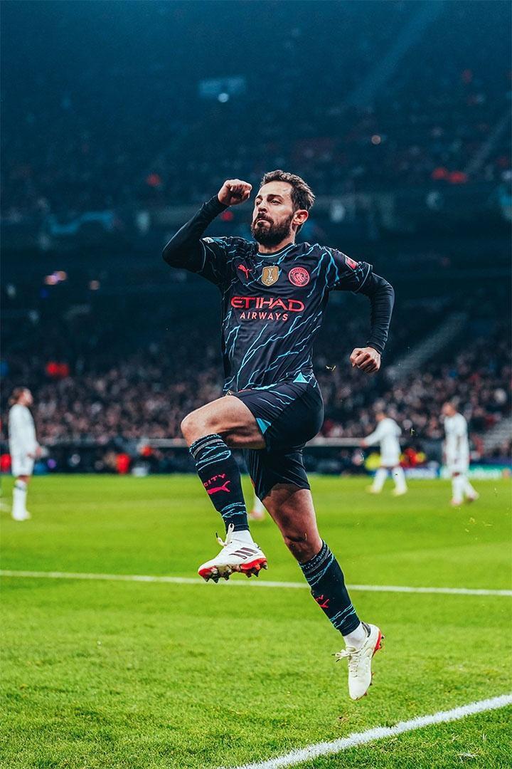 Bernardo Silva Manchester City Football Soccer Athlete Poster Wall Art Print Home Wall Decor - xonomax