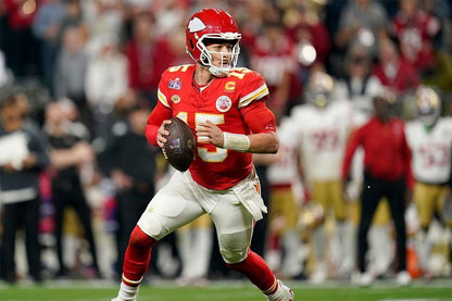 Kansas City Chiefs Football Champions Patrick Mahomes Athlete Poster Wall Art Print Home Wall Decor - xonomax