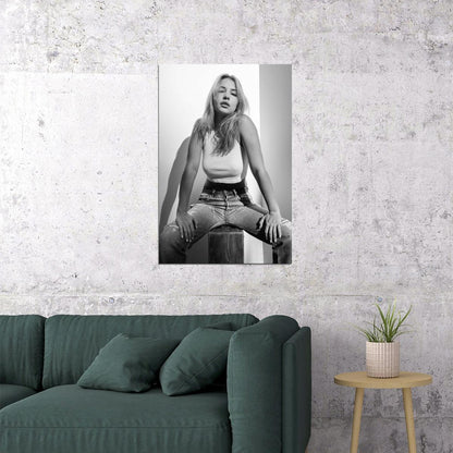 Madelyn Cline Celebrity American Actress Woman Artist Poster Wall Art Print Home Wall Decor - xonomax