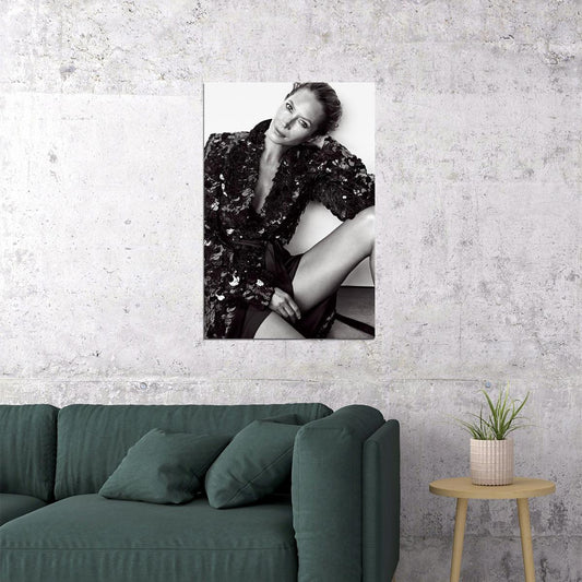 Christy Turlington Celebrity Woman Model Activist Poster Wall Art Print Home Wall Decor - xonomax