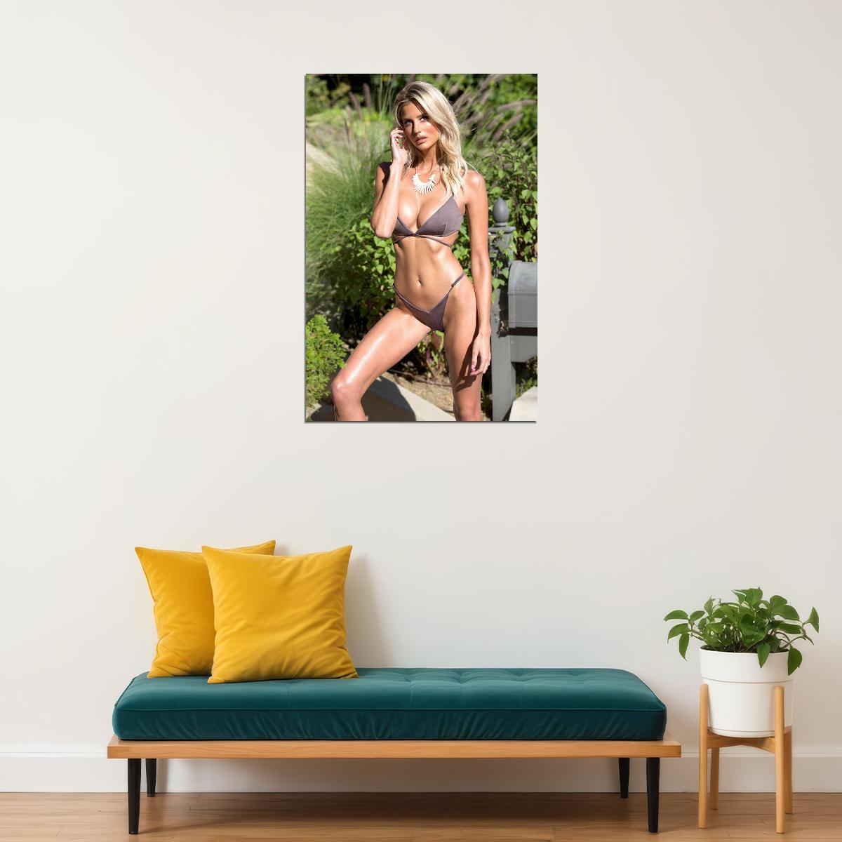 Emma Hernan American Model Social Media Personality Poster Wall Art Print Home Wall Decor - xonomax