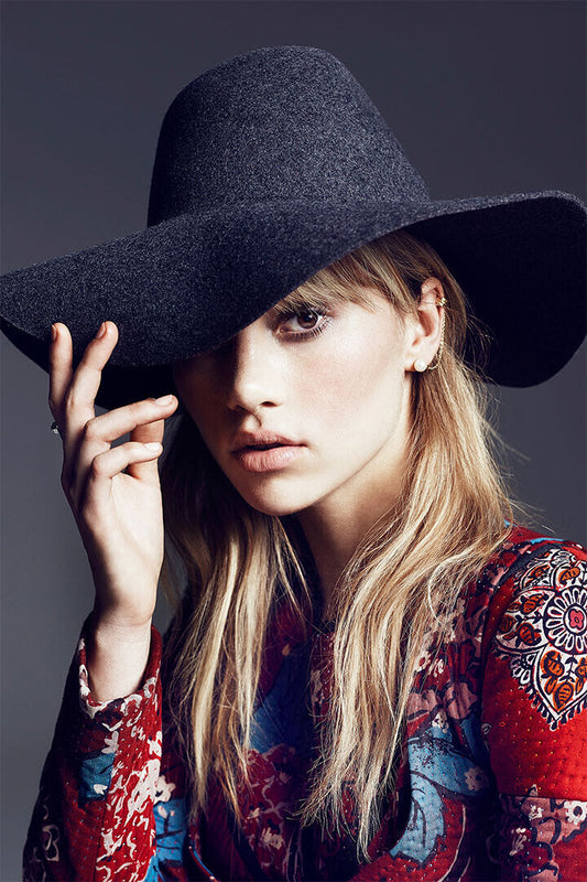 Suki Waterhouse English Model Actress Singer Songwriter Poster Wall Art Print Home Wall Decor - xonomax