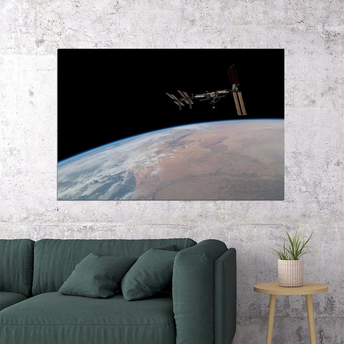 Nasa Space Station Space Craft Is Moving Science Poster Wall Art Print Home Wall Decor - xonomax
