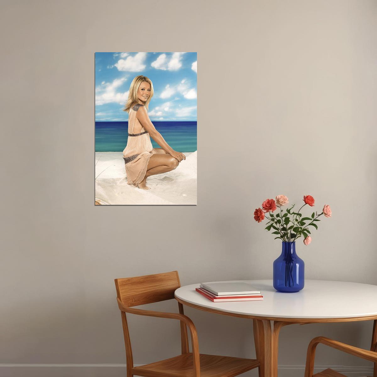 Kelly Ripa American Actress And Talk Show Presenter Poster Wall Art Print Home Wall Decor - xonomax