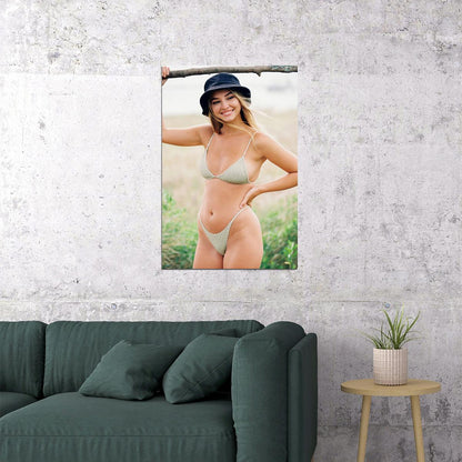 Madelyn Cline American Actress And Blond Model Poster Wall Art Print Home Wall Decor