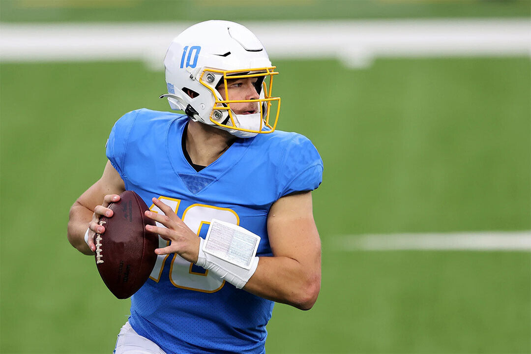 Justin Herbert Los Angeles American Football Player Poster Wall Art Print Home Wall Decor - xonomax