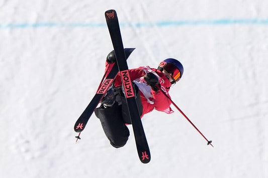 Eileen Gu Sports Chinese Athlete Freestyle Skier Poster Wall Art Print Home Wall Decor - xonomax