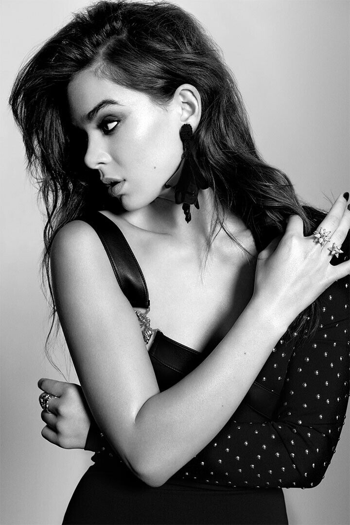 Hailee Steinfeld Actress Beautiful Girl Model Poster Wall Art Print Home Wall Decor - xonomax