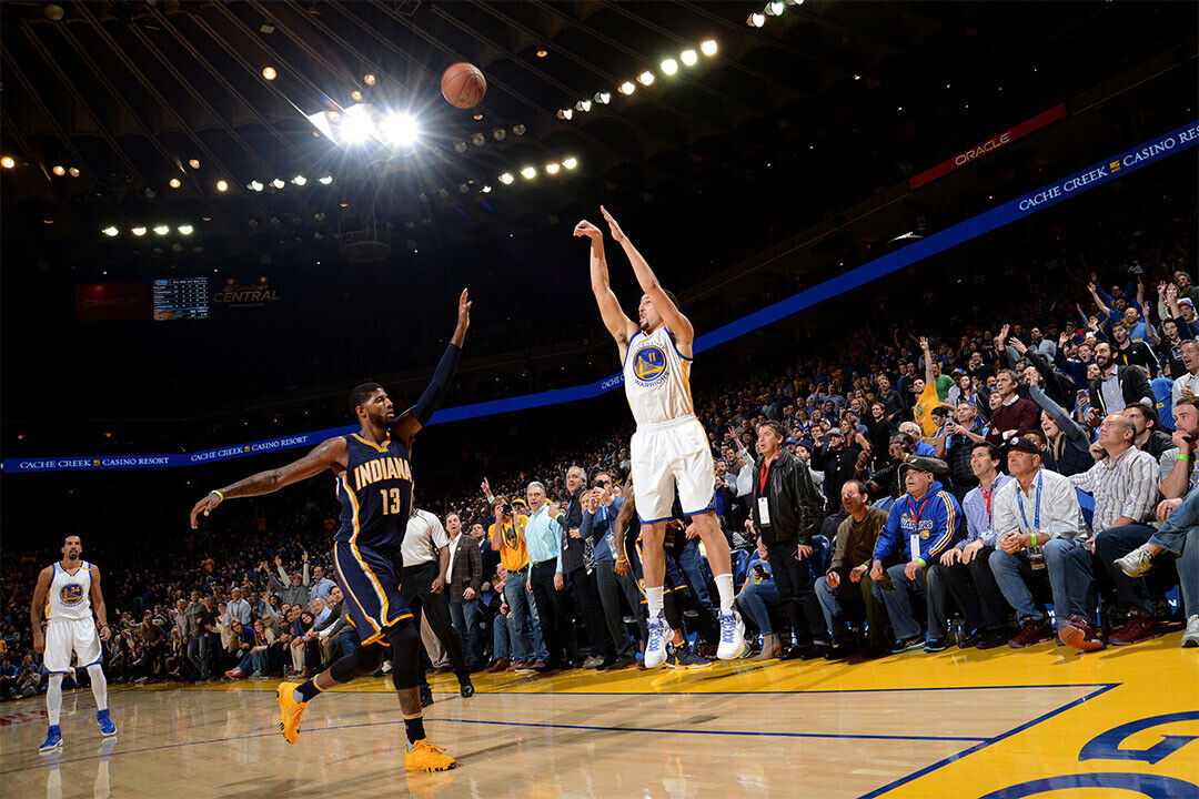 Klay Thompson Basketball Golden State Warriors Team Poster Wall Art Print Home Wall Decor - xonomax