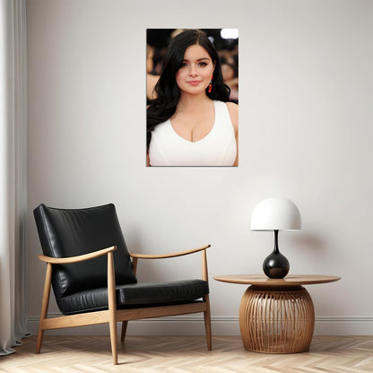 Ariel Winter Celebrity Cinema Actress Artist Poster Wall Art Print Home Wall Decor - xonomax