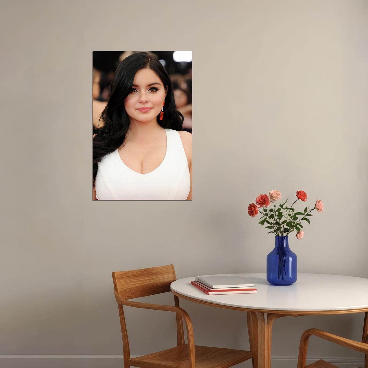 Ariel Winter Celebrity Cinema Actress Artist Poster Wall Art Print Home Wall Decor - xonomax