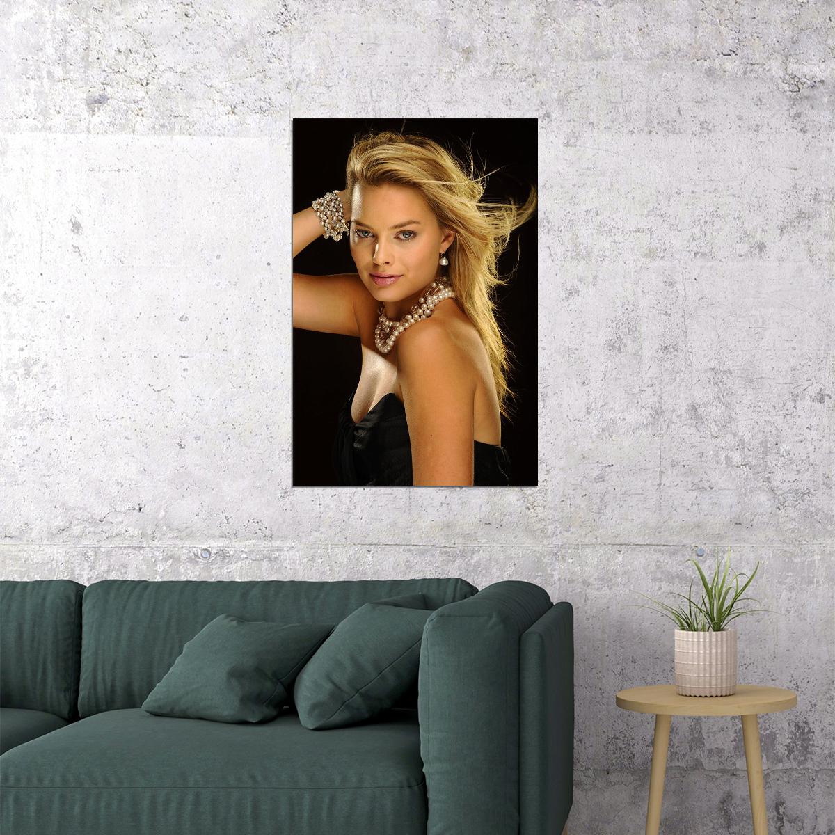 Margot Robbie Celebrity Tv Series Actor Producer Poster Wall Art Print Home Wall Decor - xonomax