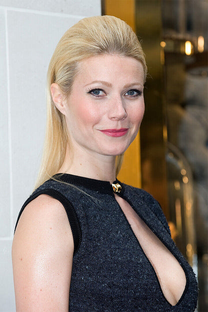 Gwyneth Paltrow Cinema Actress Musician Poster Wall Art Print Home Wall Decor - xonomax