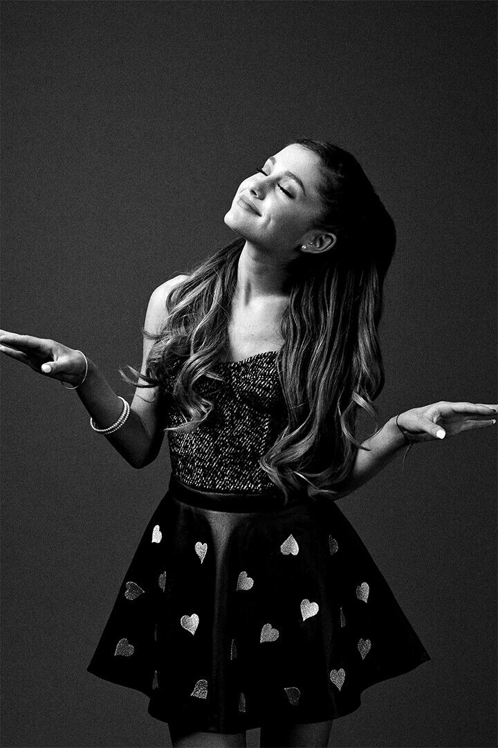 Ariana Grande Celebrity Musician Rap Singer Poster Wall Art Print Home Wall Decor - xonomax