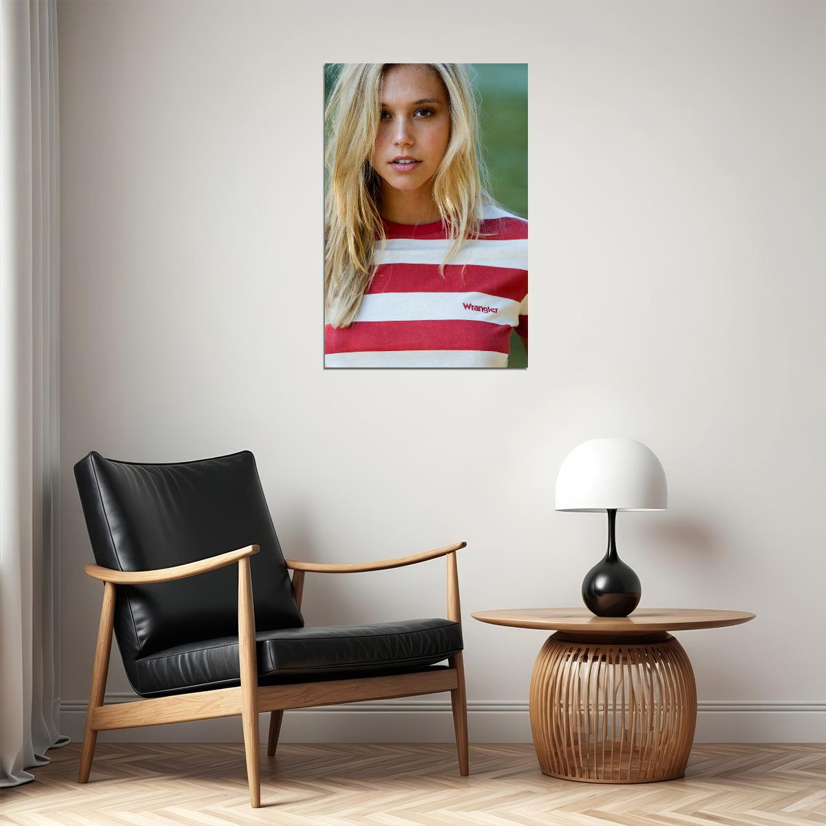 Alexis Ren Internet Celebrities Fashion Model Poster Wall Art Print Home Wall Decor - xonomax