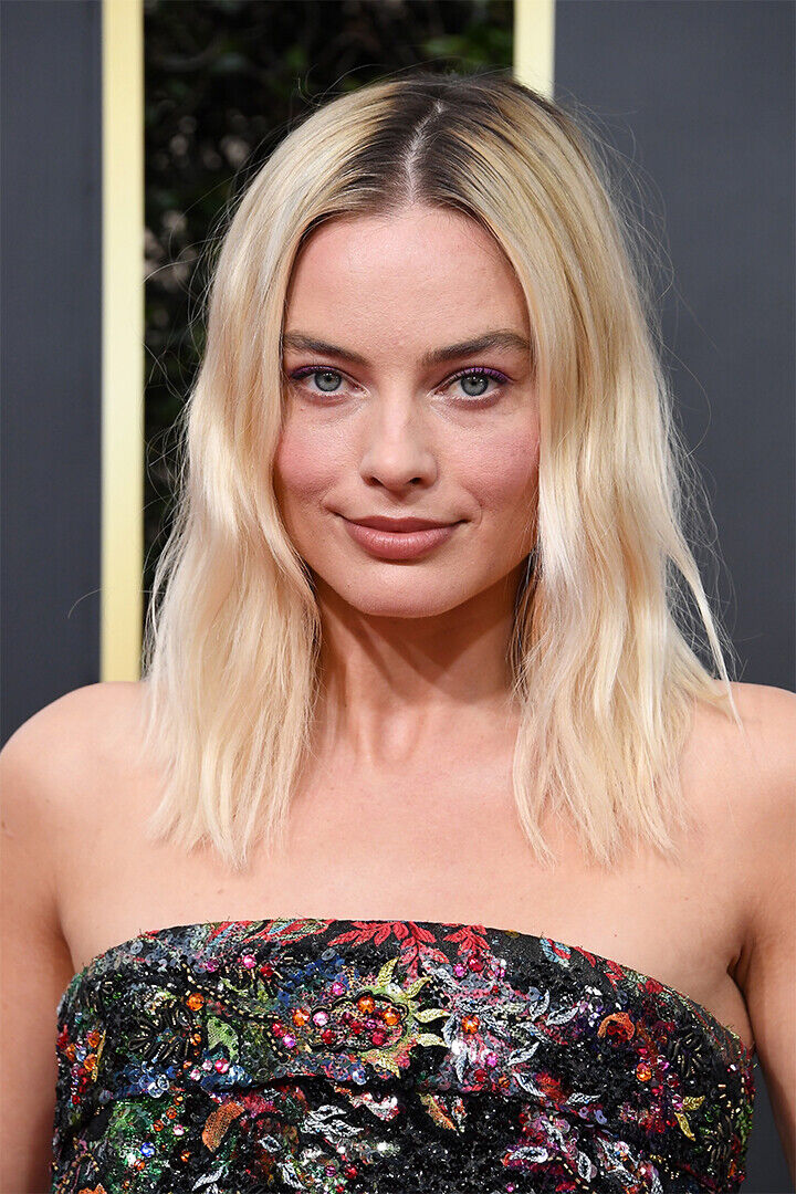 Margot Robbie Celebrity Movie Actress Producer Poster Wall Art Print Home Wall Decor - xonomax