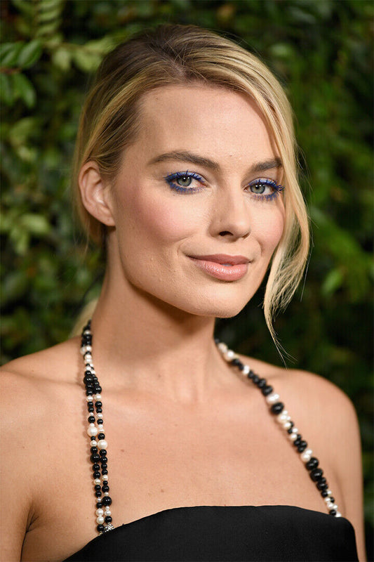 Margot Robbie Celebrity Movie Actress Producer Poster Wall Art Print Home Wall Decor - xonomax
