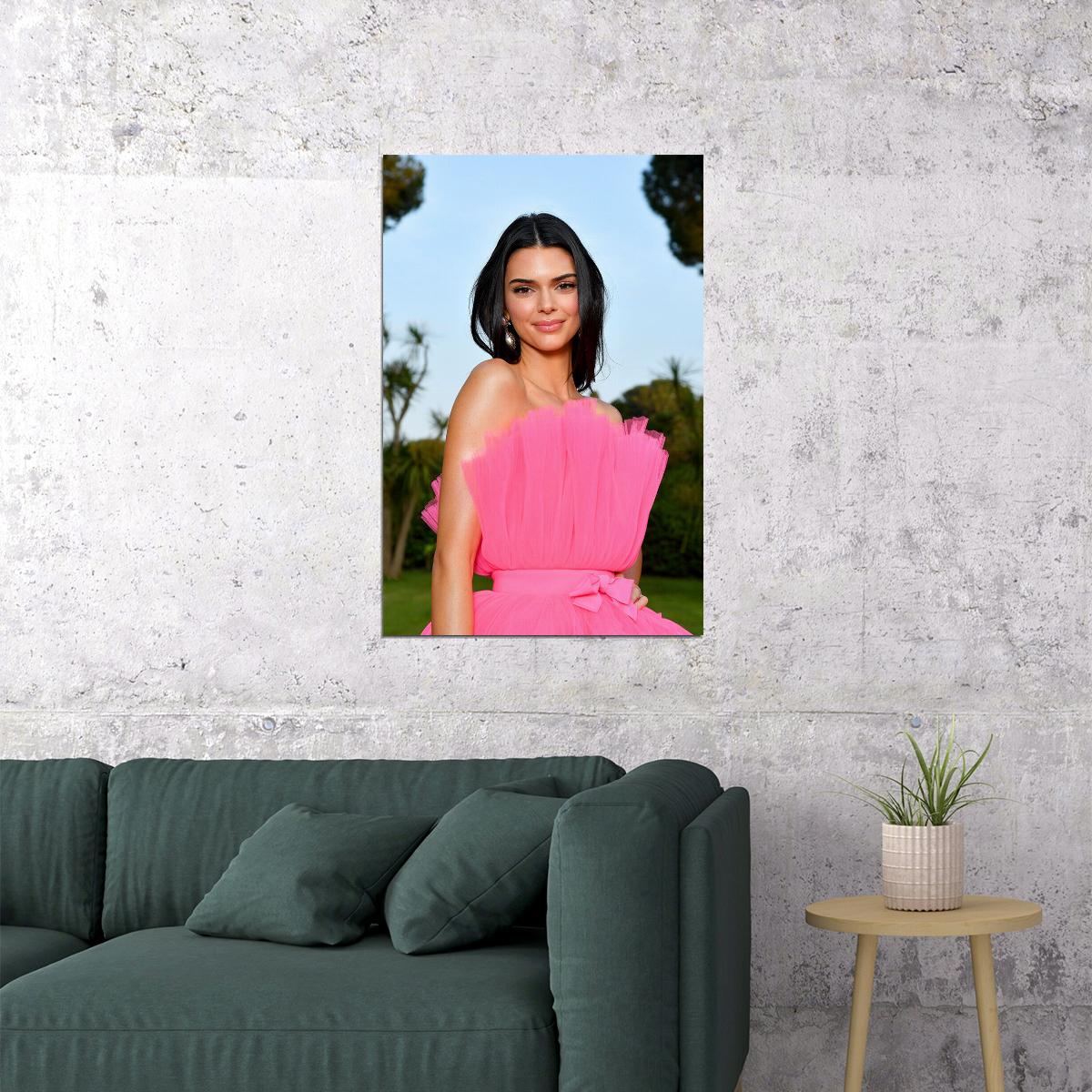 Kendall Jenner Celebrity Model Movie Actor Poster Wall Art Print Home Wall Decor - xonomax
