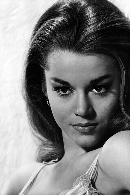 Jane Fonda Celebrity Actor Model Poster Wall Art Print Home Wall Decor - xonomax