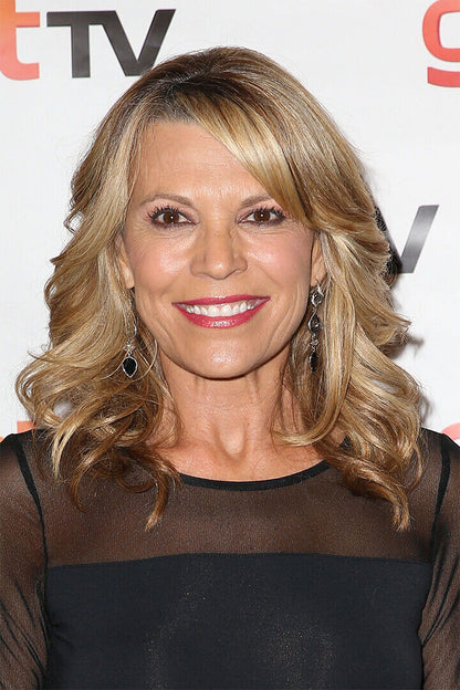 Vanna White Tv Presenter Actress Poster Wall Art Print Home Wall Decor - xonomax