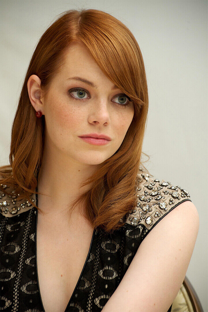 Emma Stone Celebrity Film Actress Voice Actor Poster Wall Art Print Home Wall Decor - xonomax
