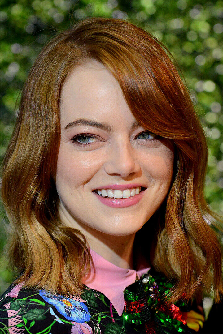 Emma Stone Celebrity Cinema Actor Voice Actor Poster Wall Art Print Home Wall Decor - xonomax