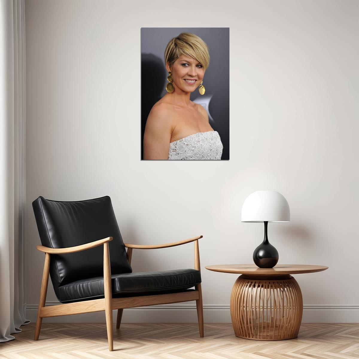 Jenna Elfman 80s 90s Celebrity Tv Series Actor Poster Wall Art Print Home Wall Decor - xonomax