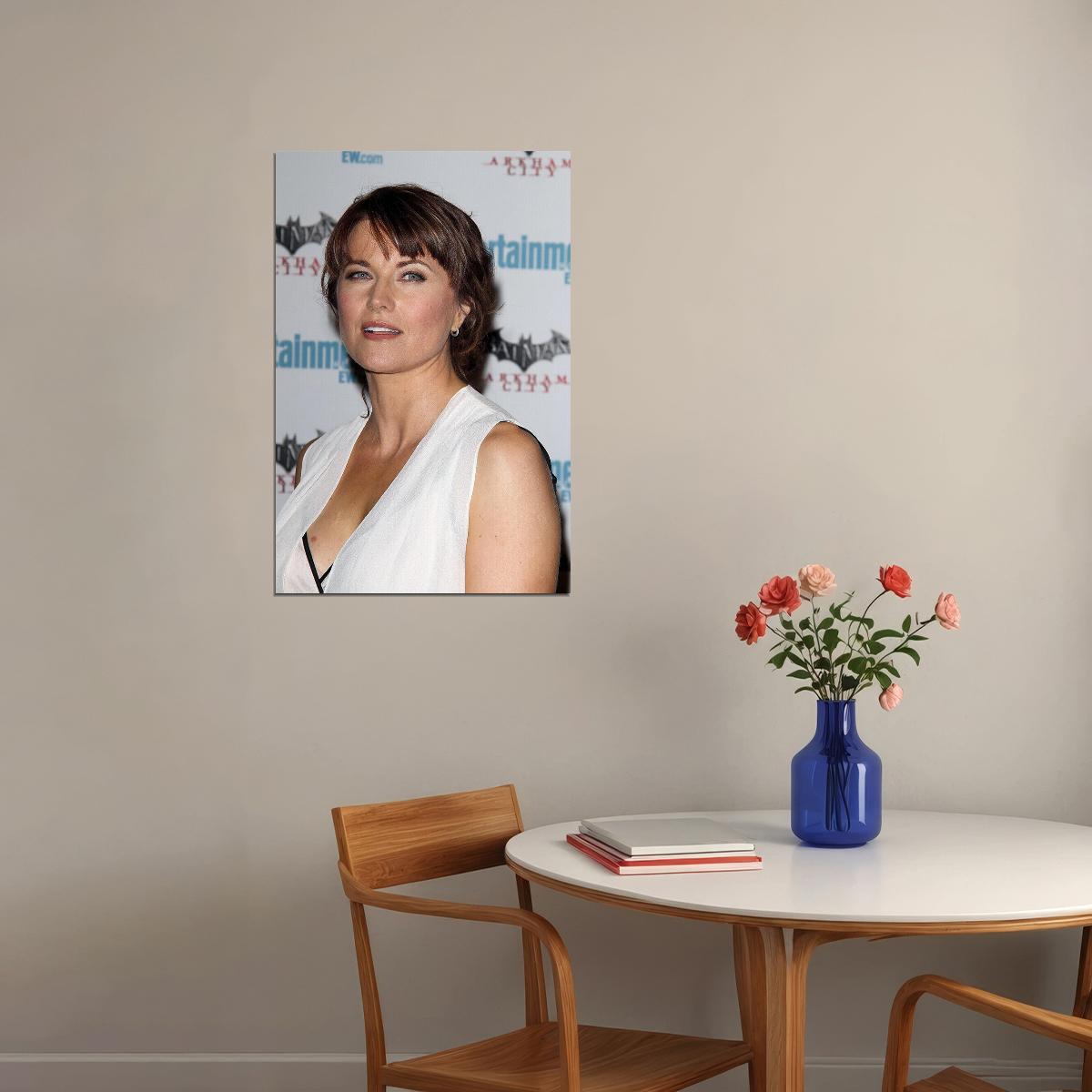 Lucy Lawless 80s 90s Celebrity Movie Actress Poster Wall Art Print Home Wall Decor - xonomax