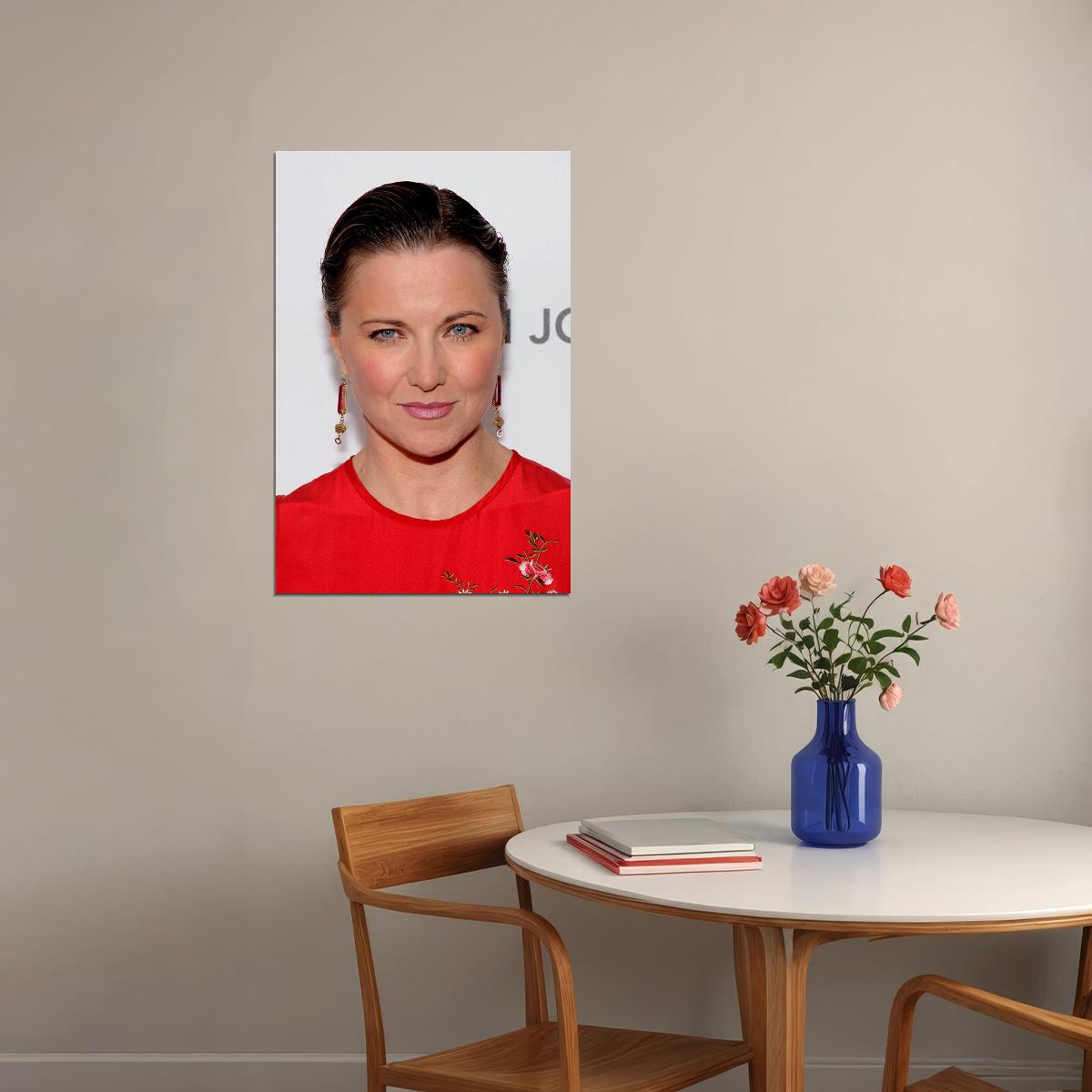Lucy Lawless 80s 90s Celebrity Cinema Actor Poster Wall Art Print Home Wall Decor - xonomax