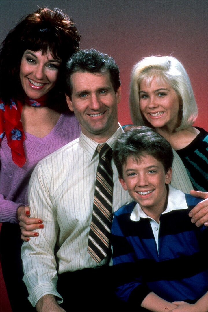 Married With Children 80s 90s Tv Series Sitcom Poster Wall Art Print Home Wall Decor - xonomax