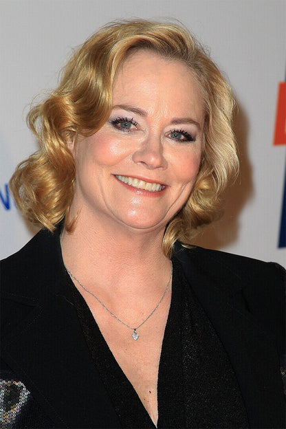 Cybill Shepherd 80s 90s Actor Music Singer Poster Wall Art Print Home Wall Decor - xonomax