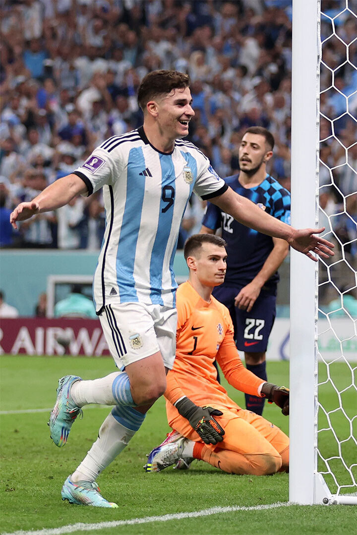 Julian Alvarez Goal Celebration Argentina World Cup Poster Wall Art Print Home Wall Decor - xonomax