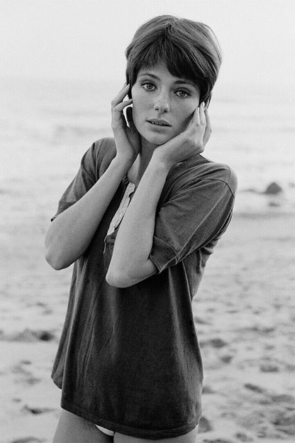 Jacqueline Bisset Celebrity Tv Series Actress Artist Poster Wall Art Print Home Wall Decor - xonomax