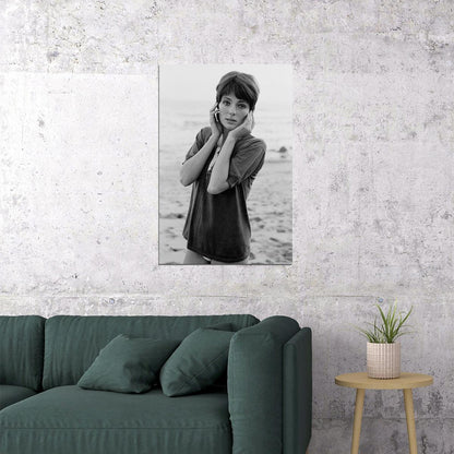 Jacqueline Bisset Celebrity Tv Series Actress Artist Poster Wall Art Print Home Wall Decor - xonomax