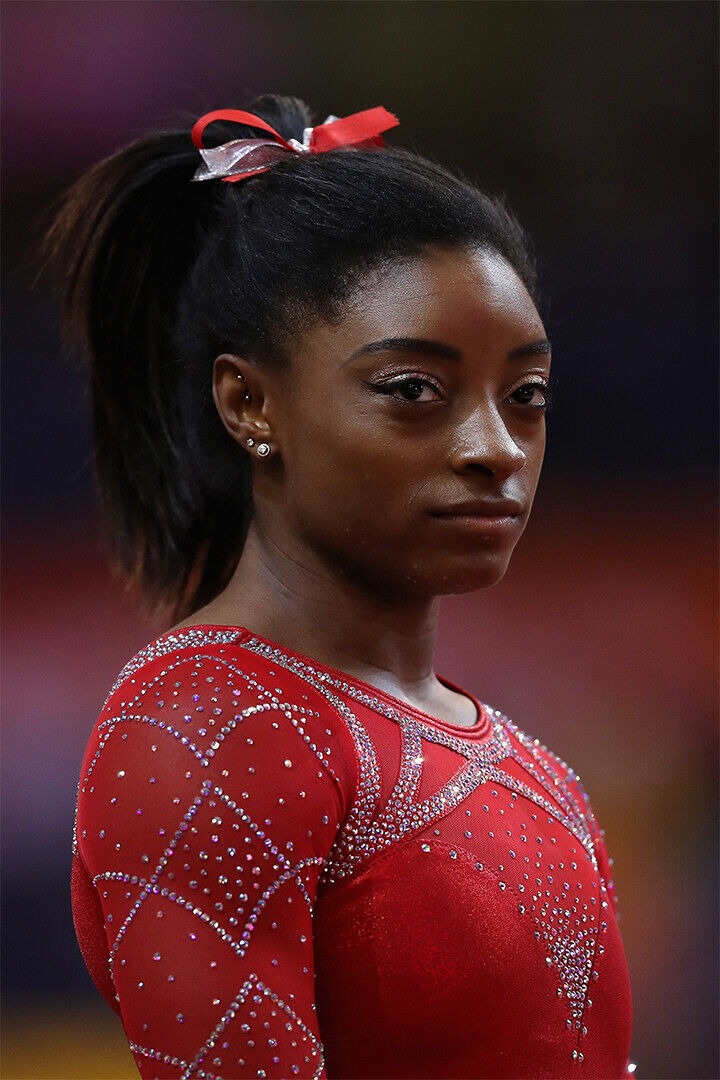 Simone Biles Famous Gymnastics Athlete Sports Poster Wall Art Print Home Wall Decor - xonomax