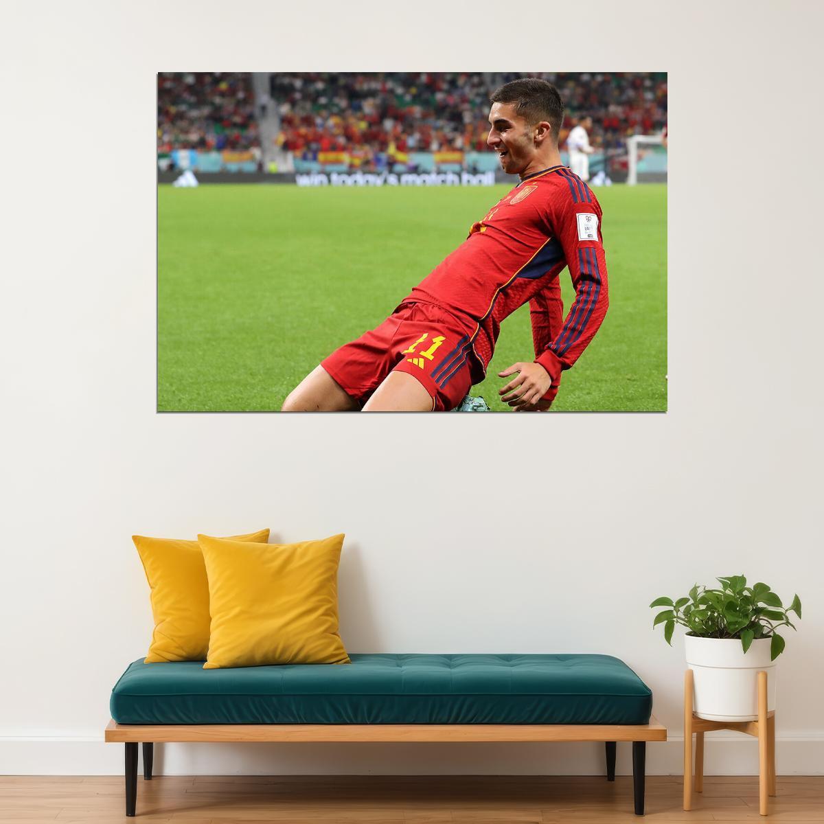 Ferran Torres Spain National Team World Cup Qatar 2022 Poster Wall Art Print Home Wall Decor - xonomax