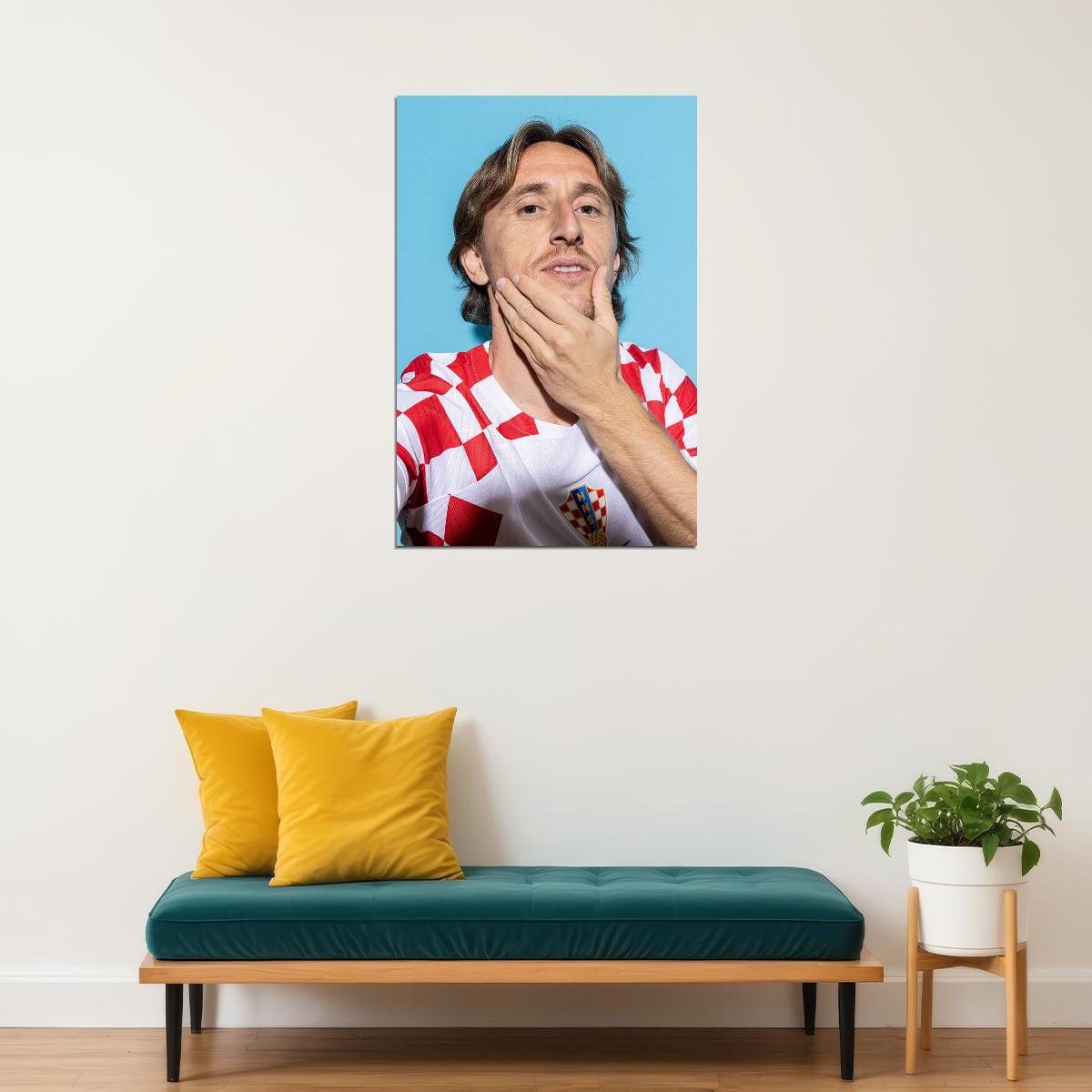 Luka Modric Croatia World Soccer Fans 2022 Poster Wall Art Print Home Wall Decor - xonomax
