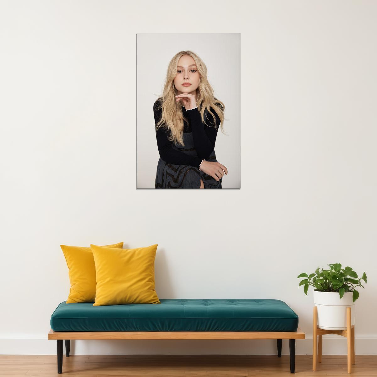 Emily Alyn Lind American Woman Cinem Actor Poster Wall Art Print Home Wall Decor - xonomax