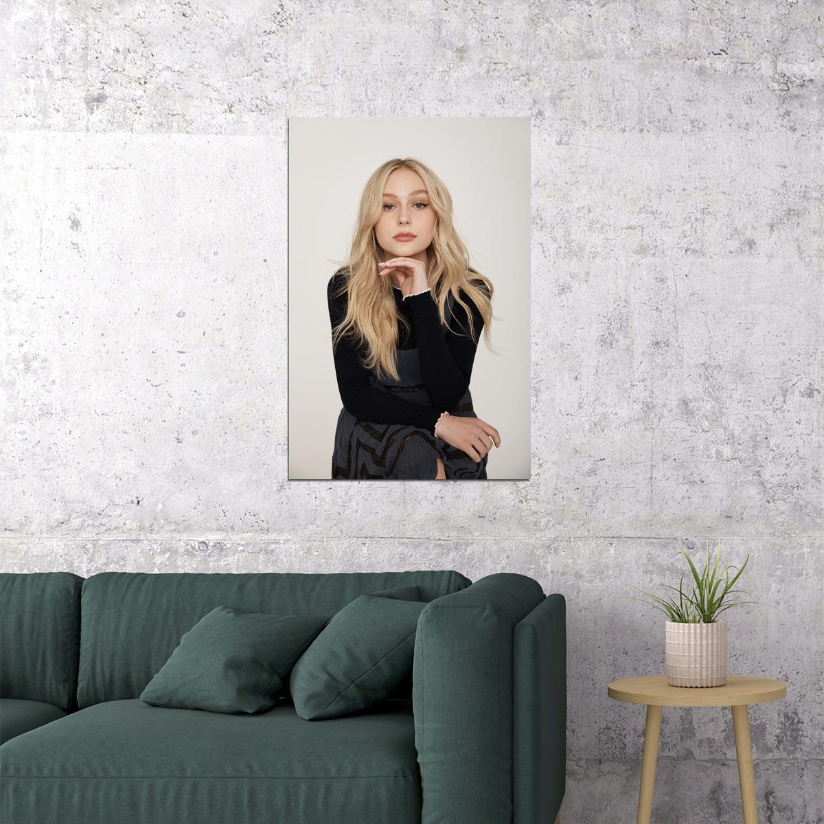 Emily Alyn Lind American Woman Cinem Actor Poster Wall Art Print Home Wall Decor - xonomax