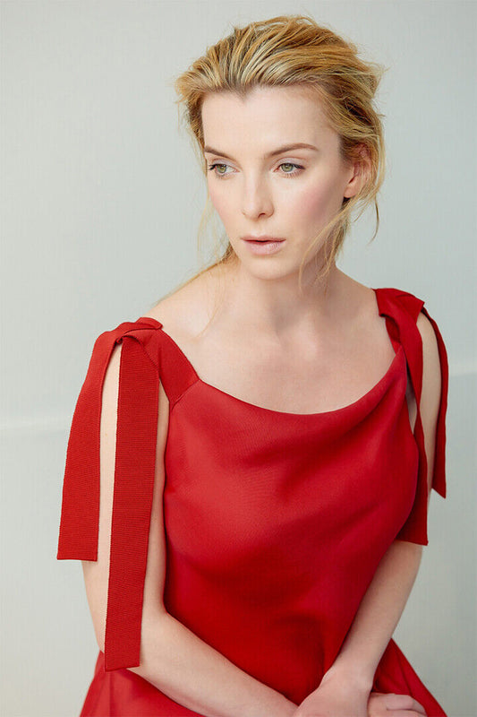 Betty Gilpin Celebrity Cinema Actress Star Poster Wall Art Print Home Wall Decor - xonomax