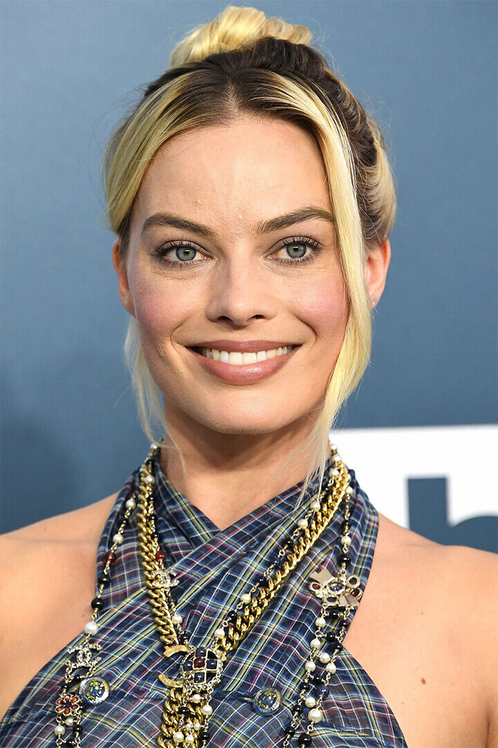 Margot Robbie Celebrity Tv Series Actor Star Poster Wall Art Print Home Wall Decor - xonomax