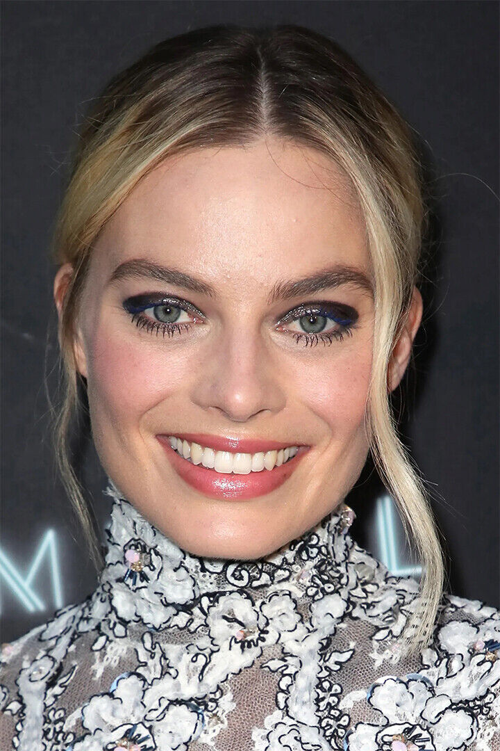 Margot Robbie Celebrity Movie Actor Star Poster Wall Art Print Home Wall Decor - xonomax