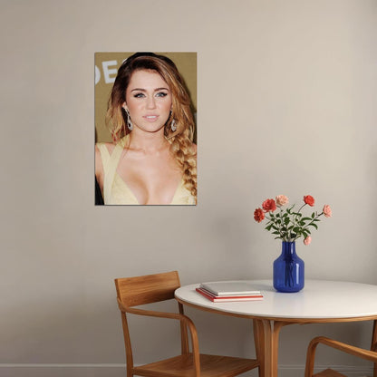 Miley Cyrus Celebrity Movie Singer Actress Idol Poster Wall Art Print Home Wall Decor - xonomax