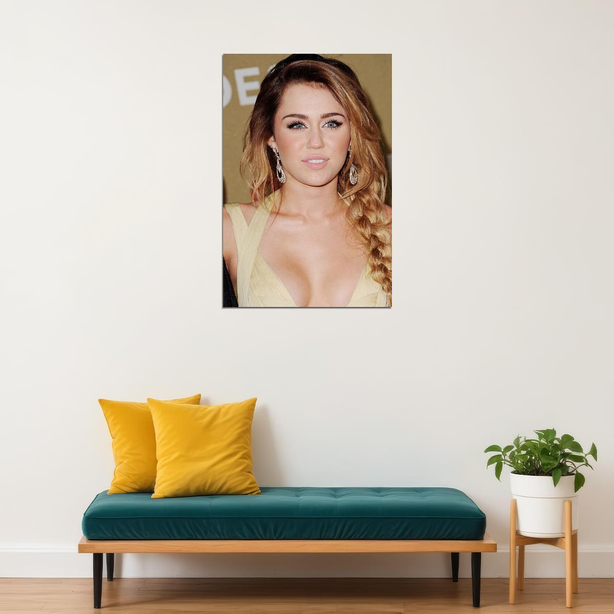 Miley Cyrus Celebrity Movie Singer Actress Idol Poster Wall Art Print Home Wall Decor - xonomax