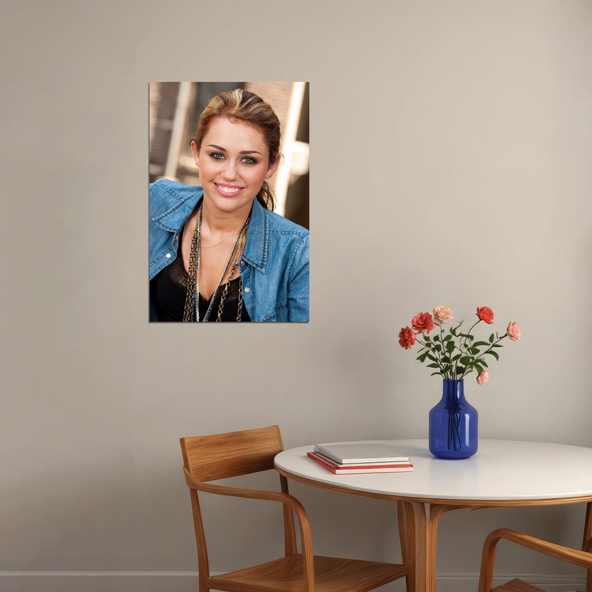 Miley Cyrus Singer Actor Songwriter Idol Poster Wall Art Print Home Wall Decor - xonomax