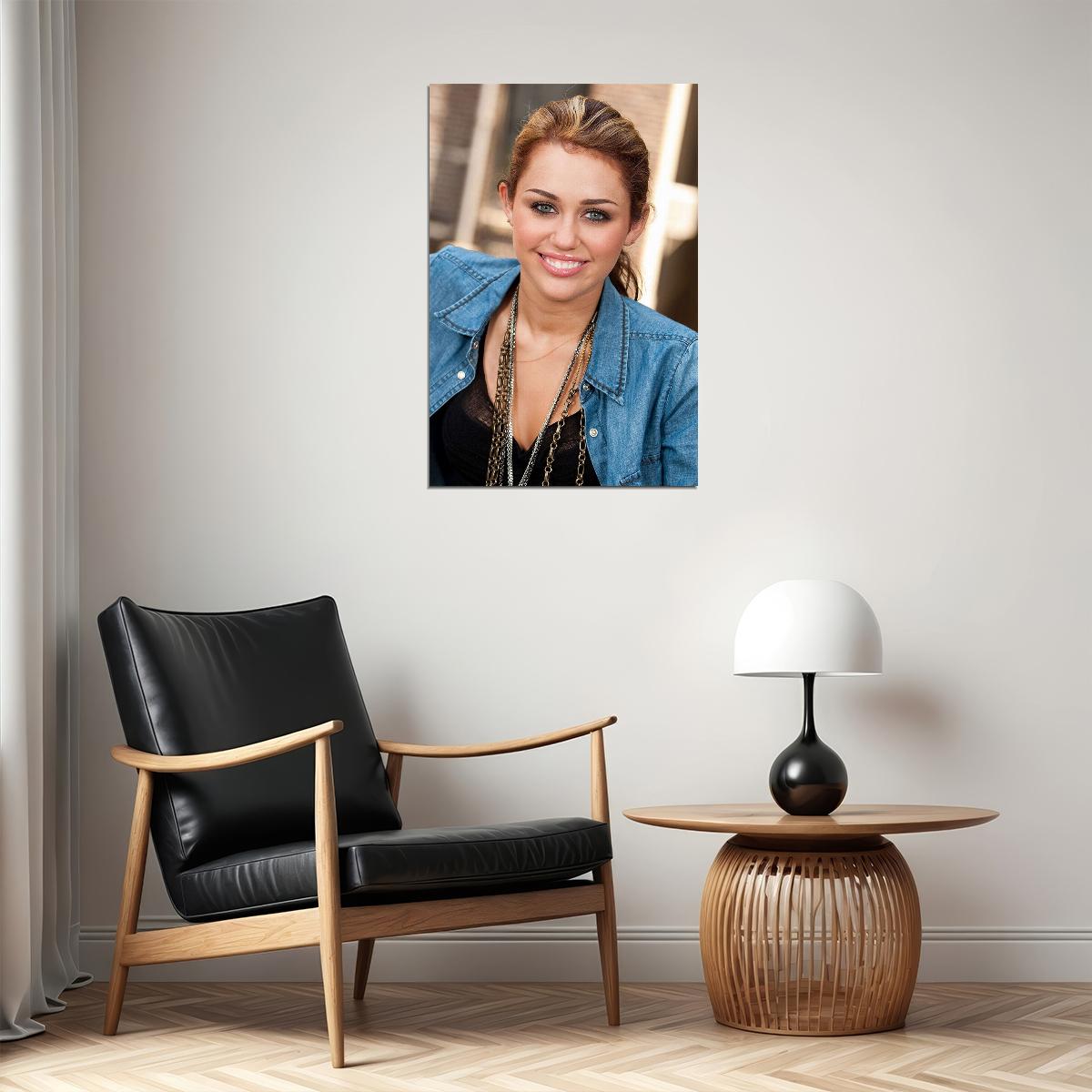 Miley Cyrus Singer Actor Songwriter Idol Poster Wall Art Print Home Wall Decor - xonomax