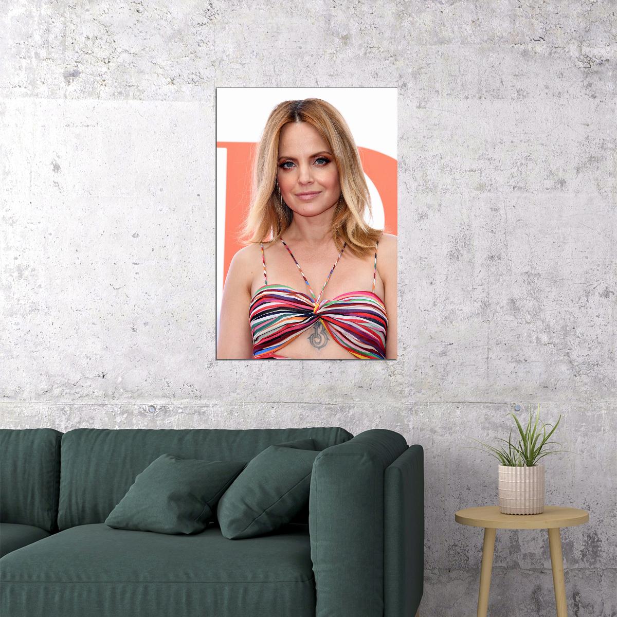 Mena Suvari Celebrity Movie Actor Model Idol Poster Wall Art Print Home Wall Decor - xonomax