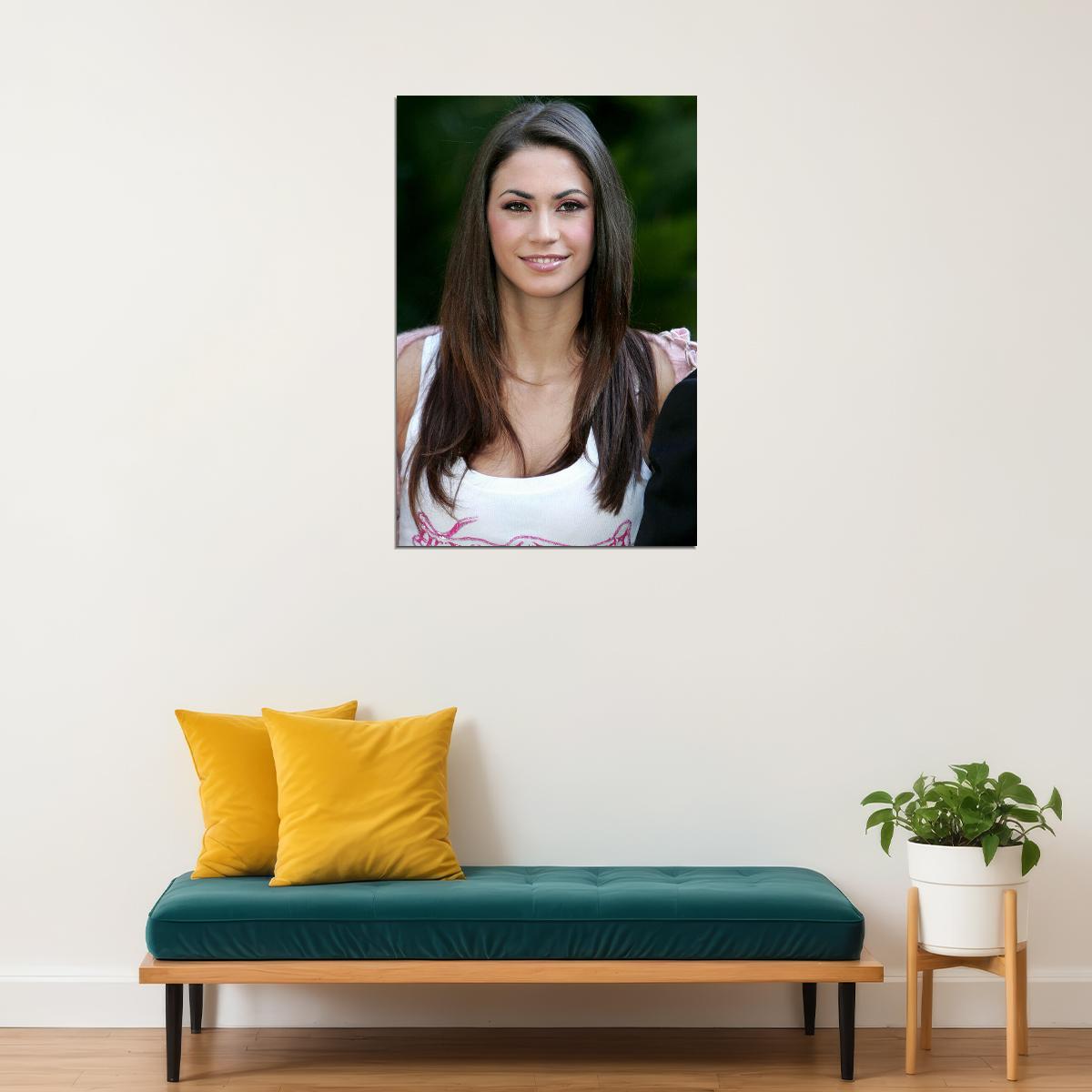 Melissa Satta Celebrity Tv Presenter Model Star Poster Wall Art Print Home Wall Decor - xonomax