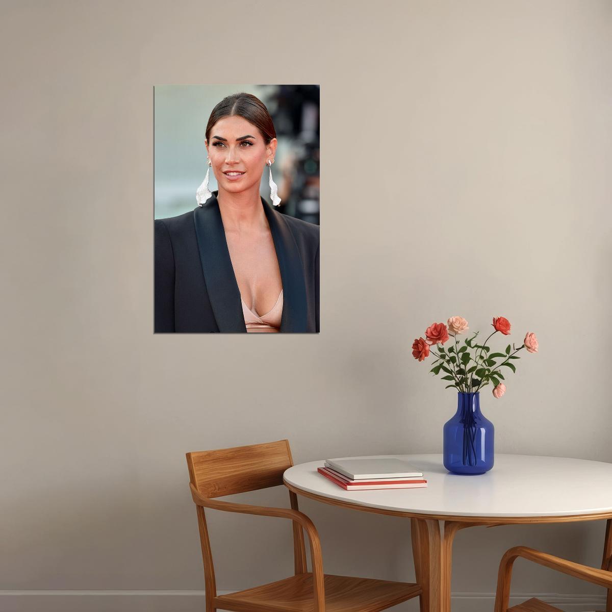 Melissa Satta Celebrity Tv Presenter Model Idol Poster Wall Art Print Home Wall Decor - xonomax