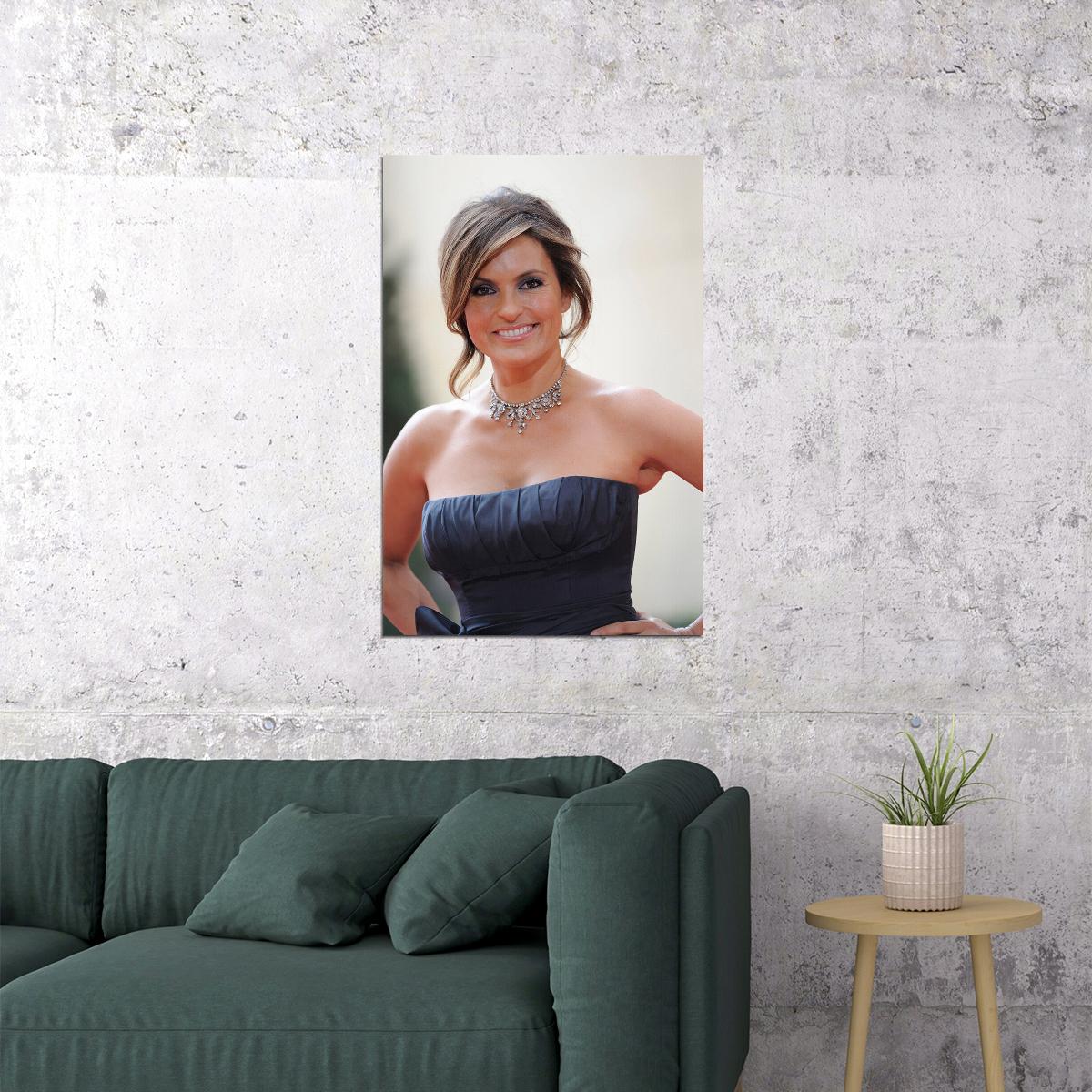 Mariska Hargitay Celebrity Cinema Actor Artist Star Poster Wall Art Print Home Wall Decor - xonomax